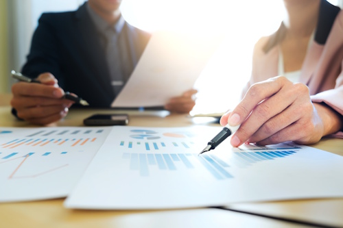 Servicios legales y gestión corporativa